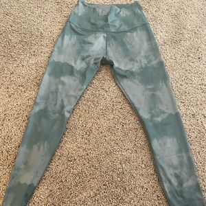 Beyond yoga leggings size L